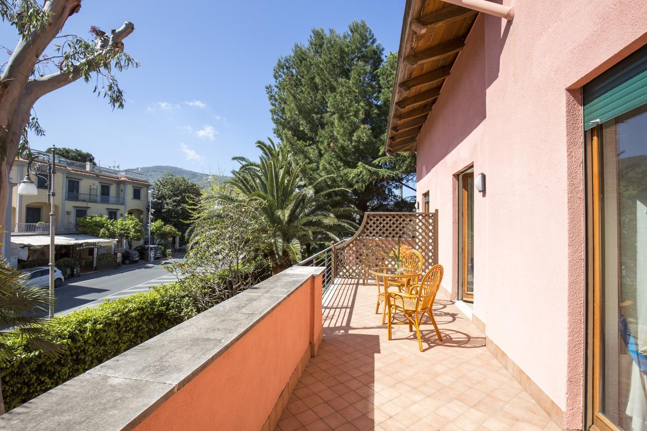 Villa Rosa Sorrento Eksteriør billede